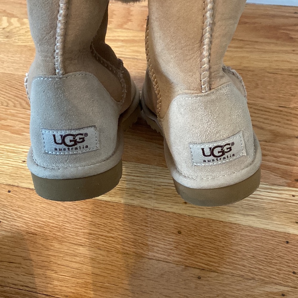 Tall UGGs - Picture 2 of 6